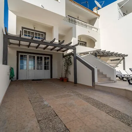 Lemos By Hellovacations Villa *