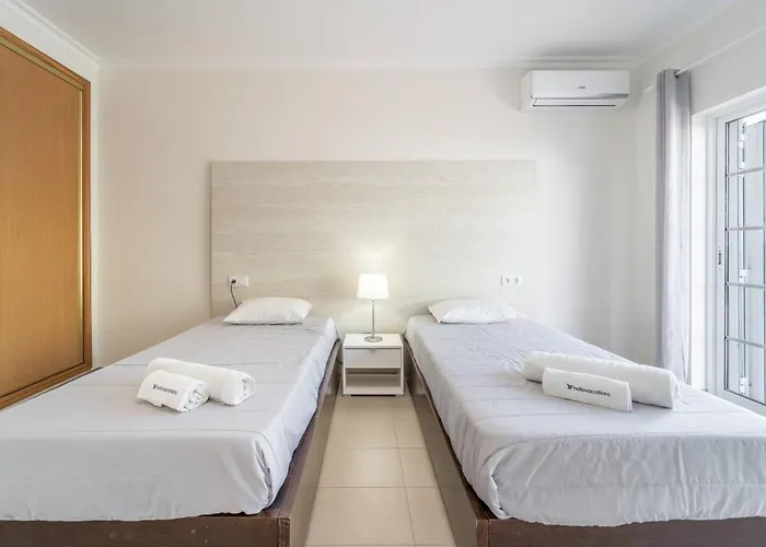 Villa Lemos By Hellovacations