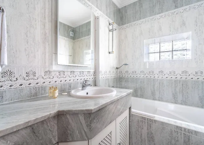 Villa Lemos By Hellovacations *