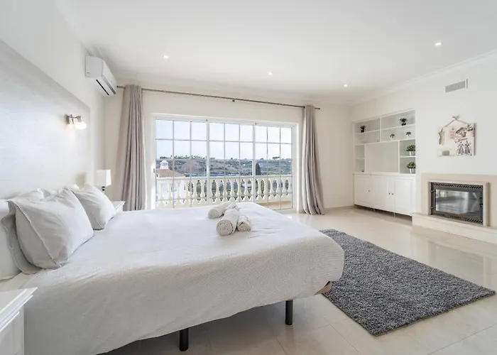 Lemos By Hellovacations