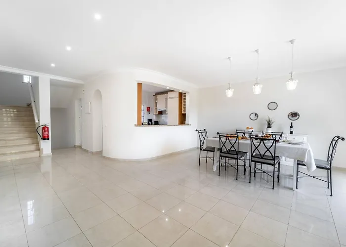 Villa Lemos By Hellovacations *