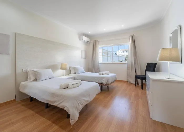 Villa Lemos By Hellovacations Albufeira